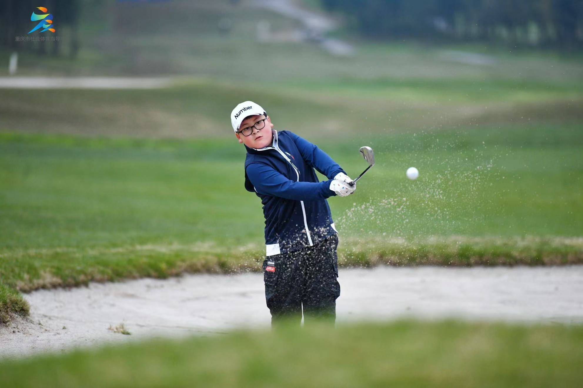 球星爆发！高尔夫赛场再现神级操作的简单介绍