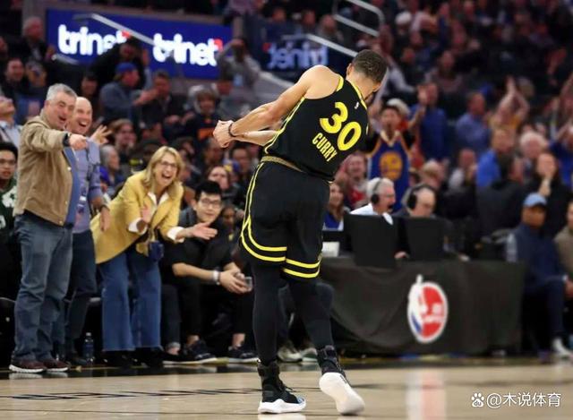 开云体育-独行侠翻盘爵士，字母哥状态火热