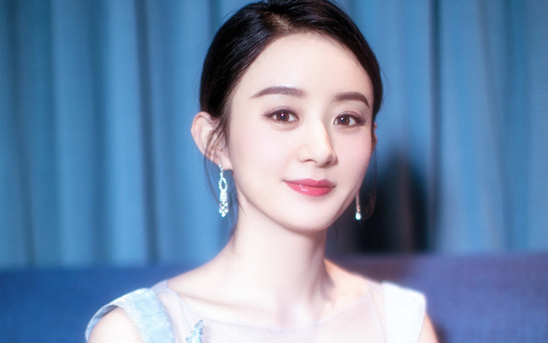 黄袍加身的钢铁长城，阿方索·戴维斯与泰国队的2026世界杯奇迹之夜